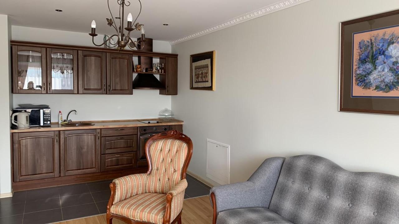 Gabi'S Apartment Паланга Екстериор снимка